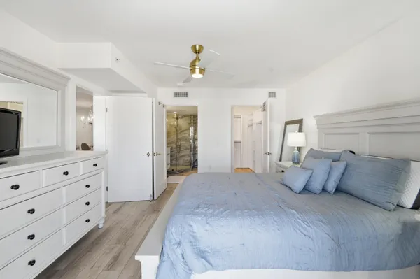 $590,000 | 2501 Marina Isle Way, Unit 203, Jupiter, FL 33477