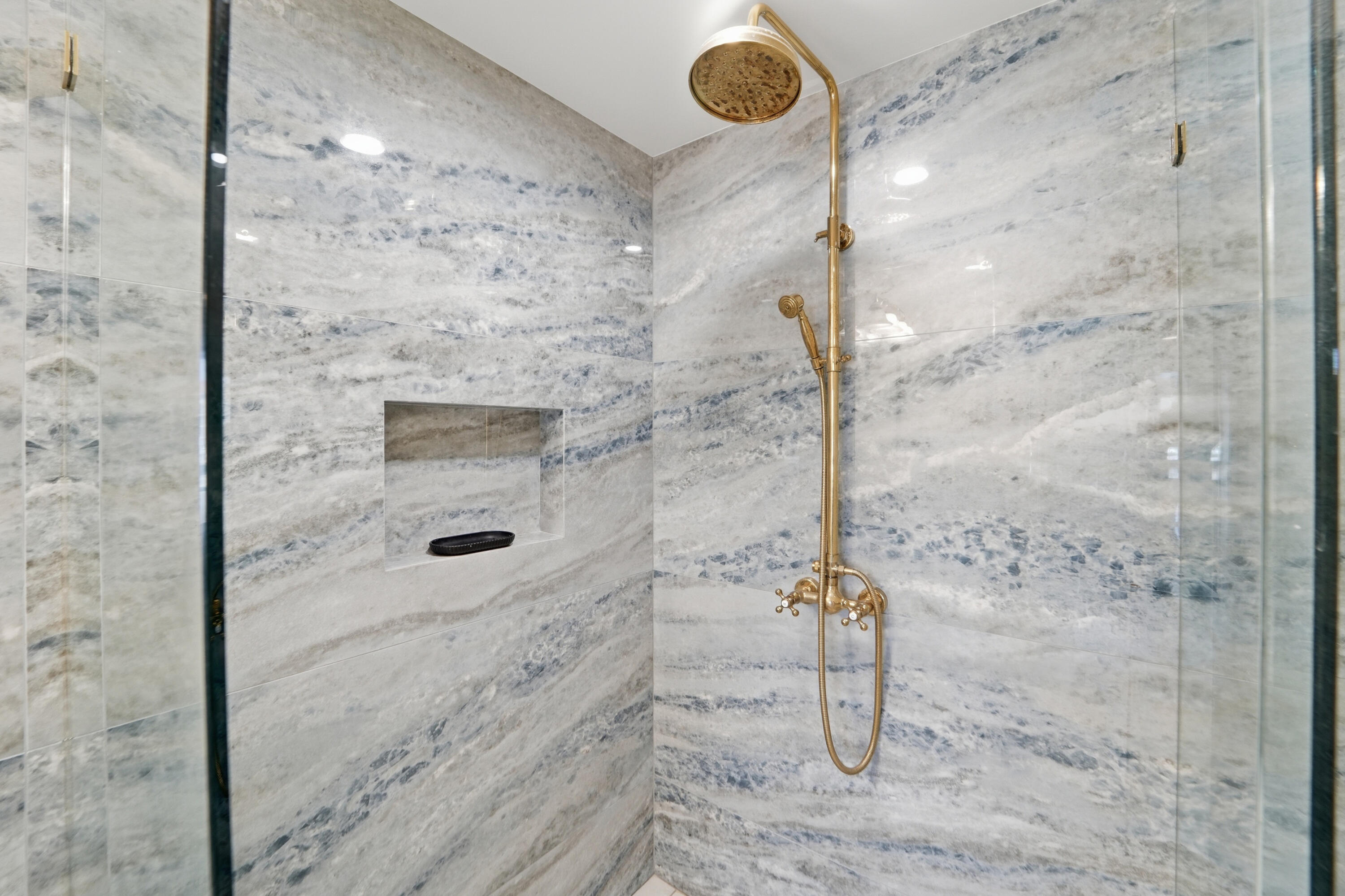 2501 Marina Isle Way, Unit 203 Jupiter, FL 33477 - Photo 30 of 67 Main Bedroom Bath