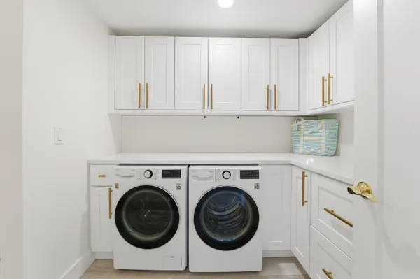 $590,000 | 2501 Marina Isle Way, Unit 203, Jupiter, FL 33477