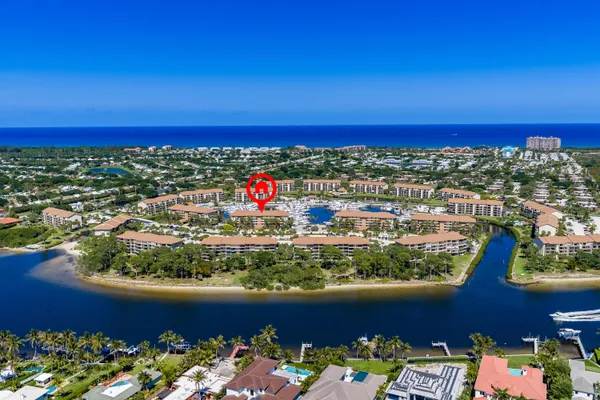$590,000 | 2501 Marina Isle Way, Unit 203, Jupiter, FL 33477