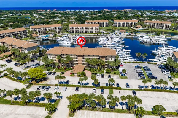 $590,000 | 2501 Marina Isle Way, Unit 203, Jupiter, FL 33477