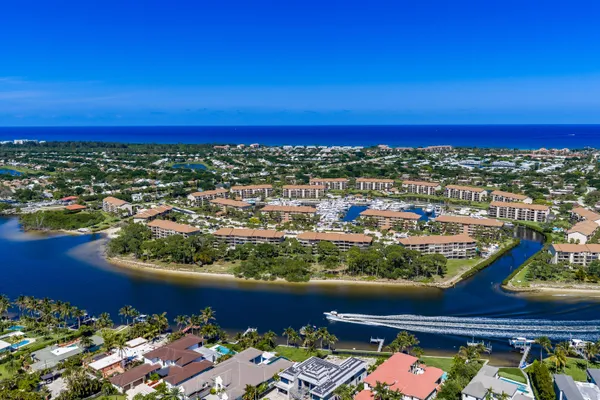 $590,000 | 2501 Marina Isle Way, Unit 203, Jupiter, FL 33477