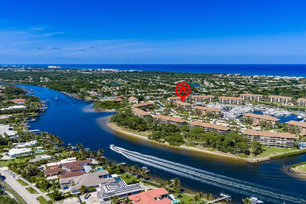 $590,000 | 2501 Marina Isle Way, Unit 203, Jupiter, FL 33477
