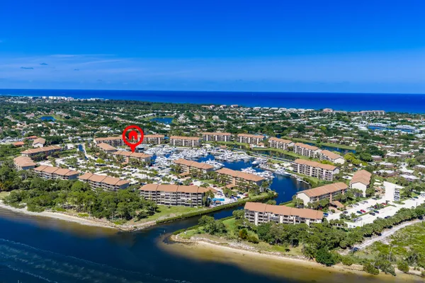 $590,000 | 2501 Marina Isle Way, Unit 203, Jupiter, FL 33477