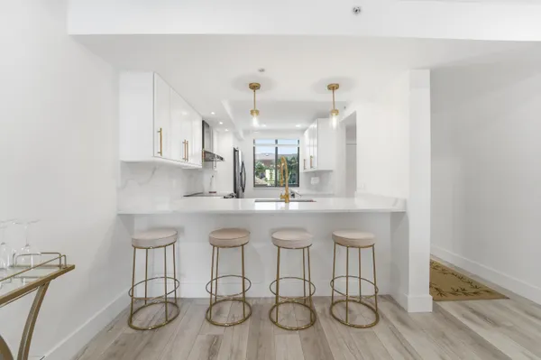 $590,000 | 2501 Marina Isle Way, Unit 203, Jupiter, FL 33477