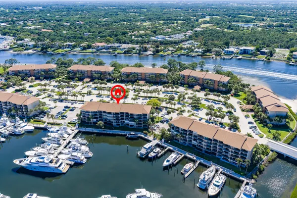 $590,000 | 2501 Marina Isle Way, Unit 203, Jupiter, FL 33477