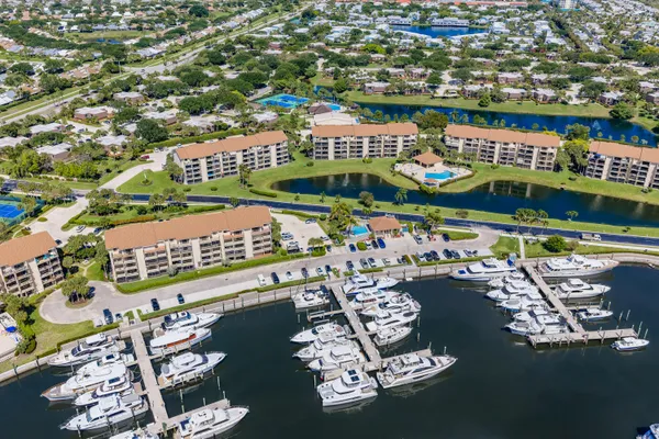 $590,000 | 2501 Marina Isle Way, Unit 203, Jupiter, FL 33477