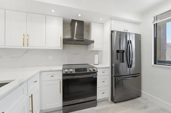 $590,000 | 2501 Marina Isle Way, Unit 203, Jupiter, FL 33477