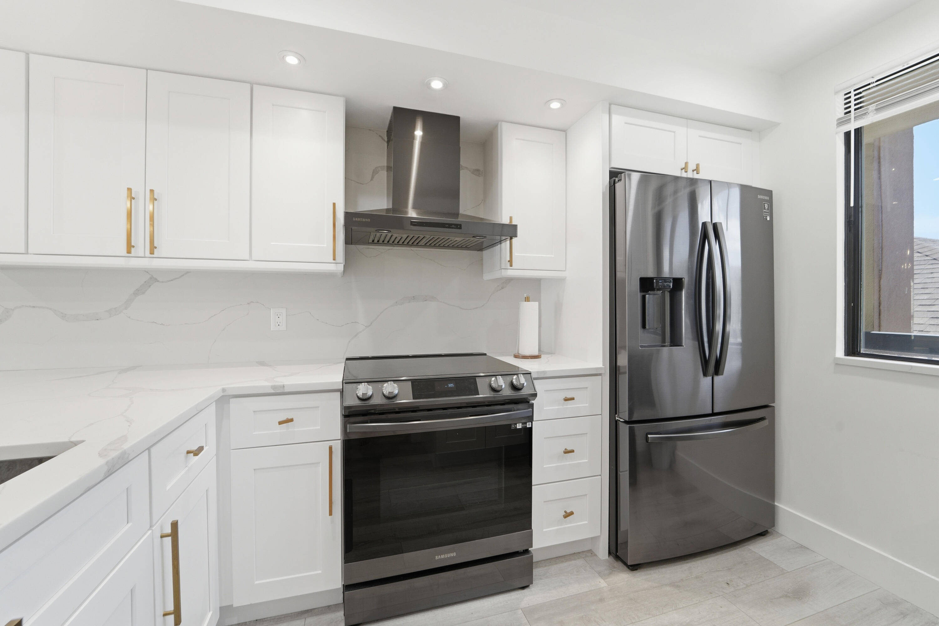 2501 Marina Isle Way, Unit 203 Jupiter, FL 33477 - Photo 7 of 67 kitchen