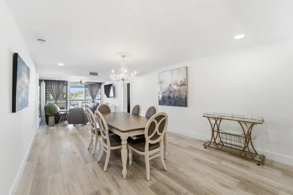 $590,000 | 2501 Marina Isle Way, Unit 203, Jupiter, FL 33477