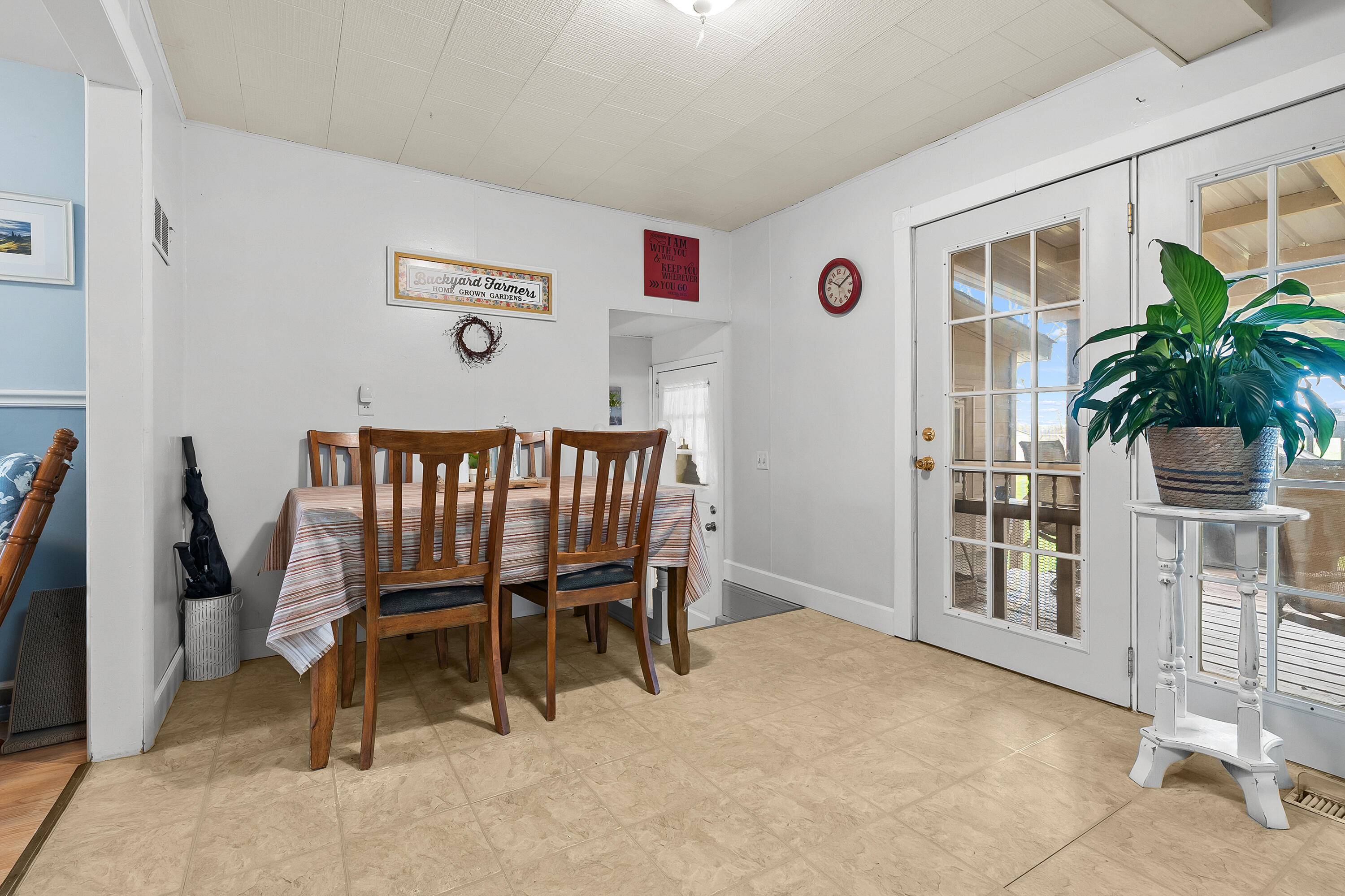323 Nash Road Coldwater, MI 49036 - Photo 13 of 41 Nash Rd 323 Coldwater 49036-9