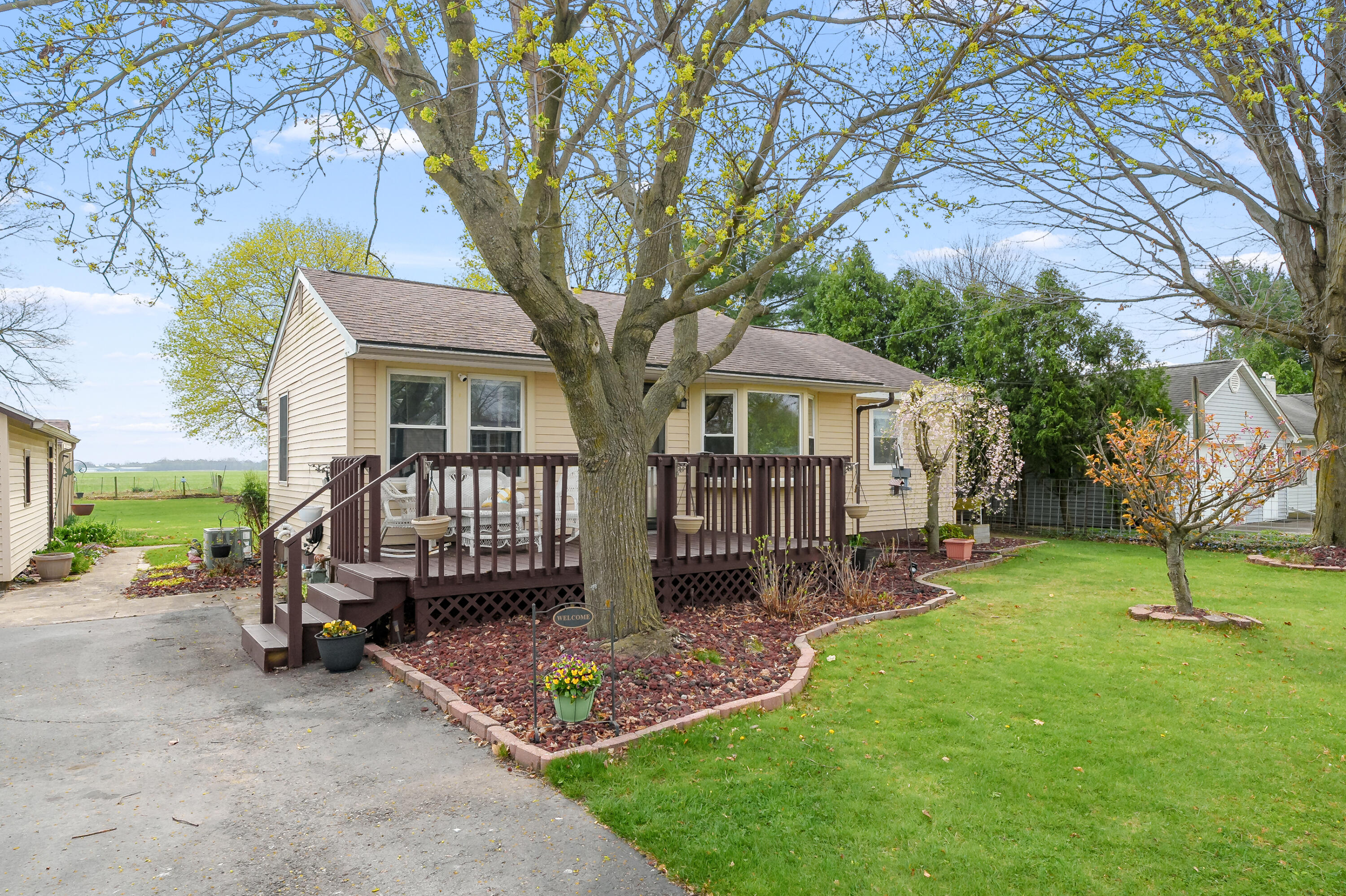 323 Nash Road Coldwater, MI 49036 - Photo 3 of 41 Nash Rd 323 Coldwater 49036-34