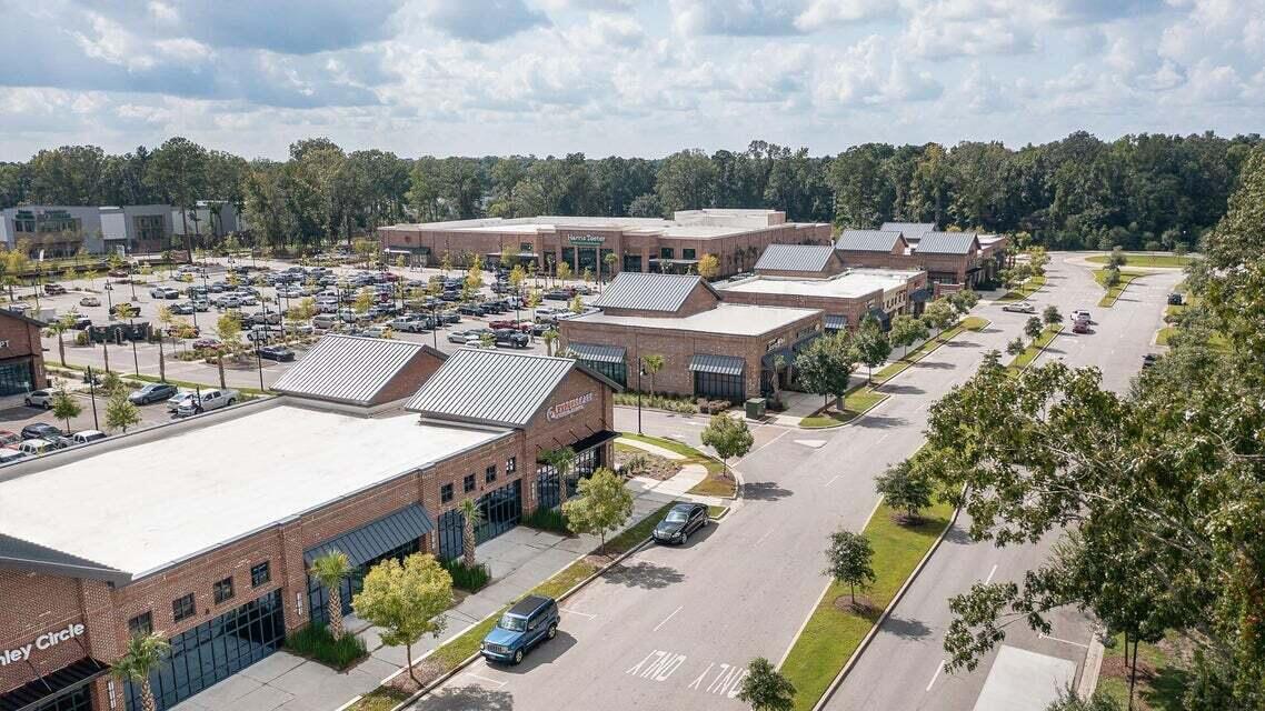 1000 Buttercup Way Charleston, SC 29414 - Photo 14 of 16 Walking Distance to Shopping and Restrua