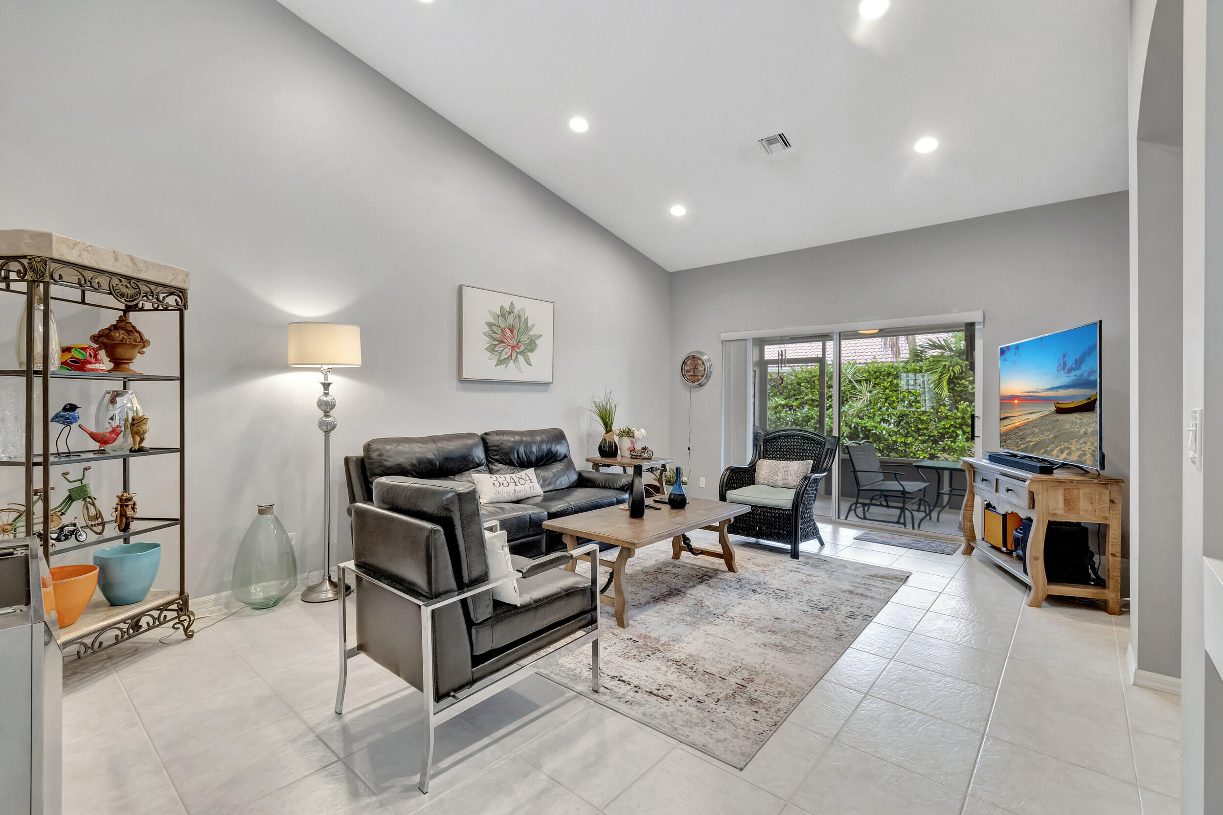 6129 Heliconia Road Delray Beach, FL 33484 - Photo 9 of 33 r9