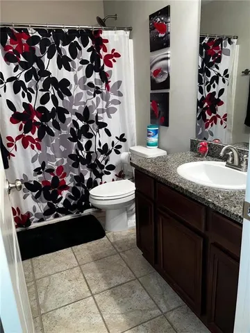 a view of walk in closet