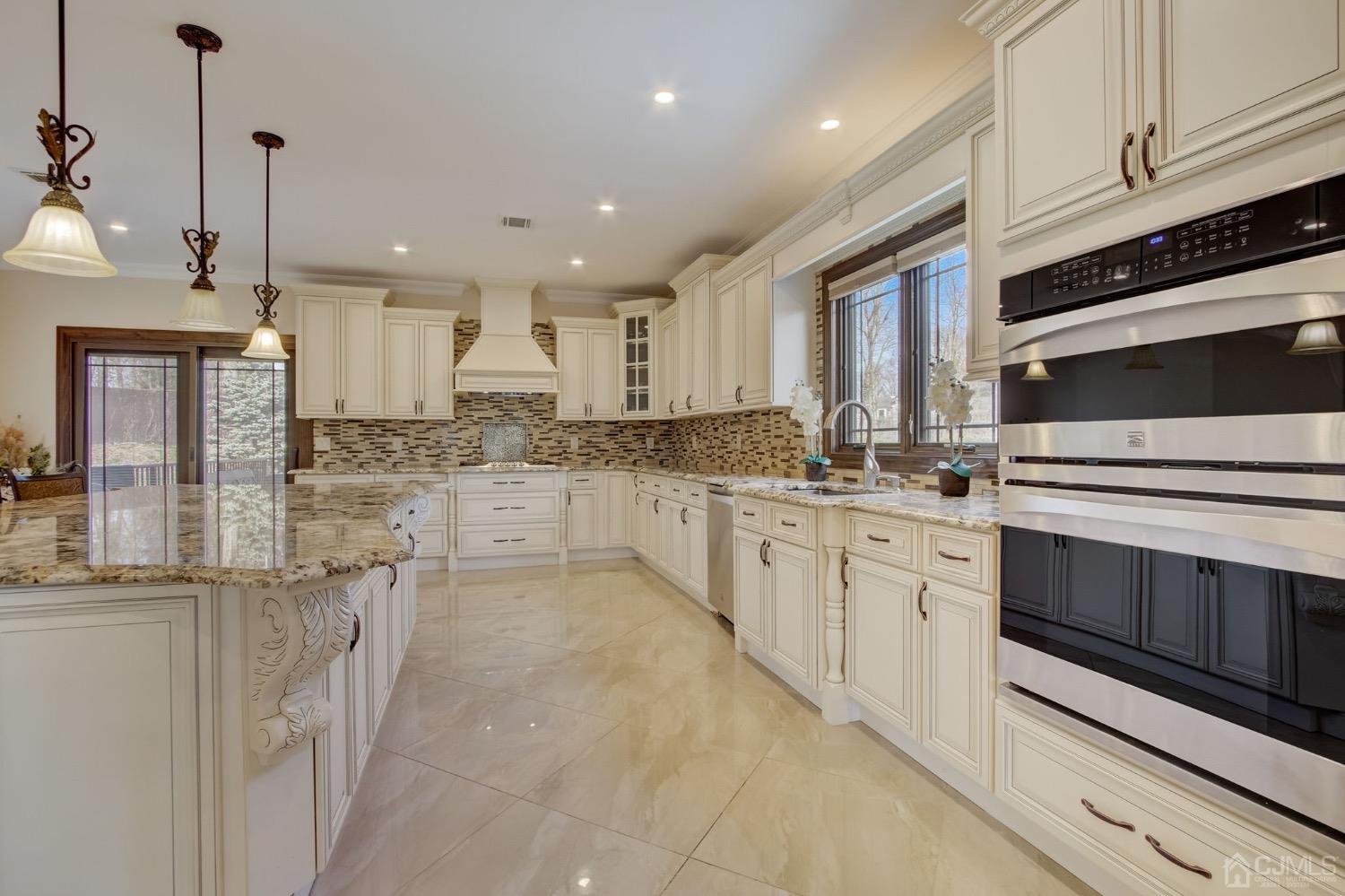 189 Stafford Road Colonia, NJ 07067 - Photo 19 of 61
