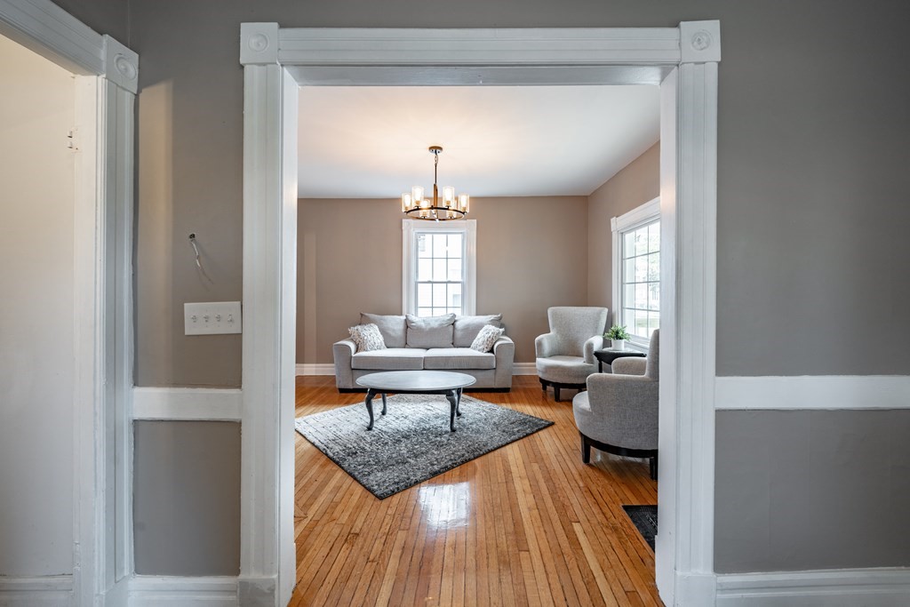 43 Dorchester Street Springfield, MA 01109 - Photo 11 of 32 Gallery Image 11