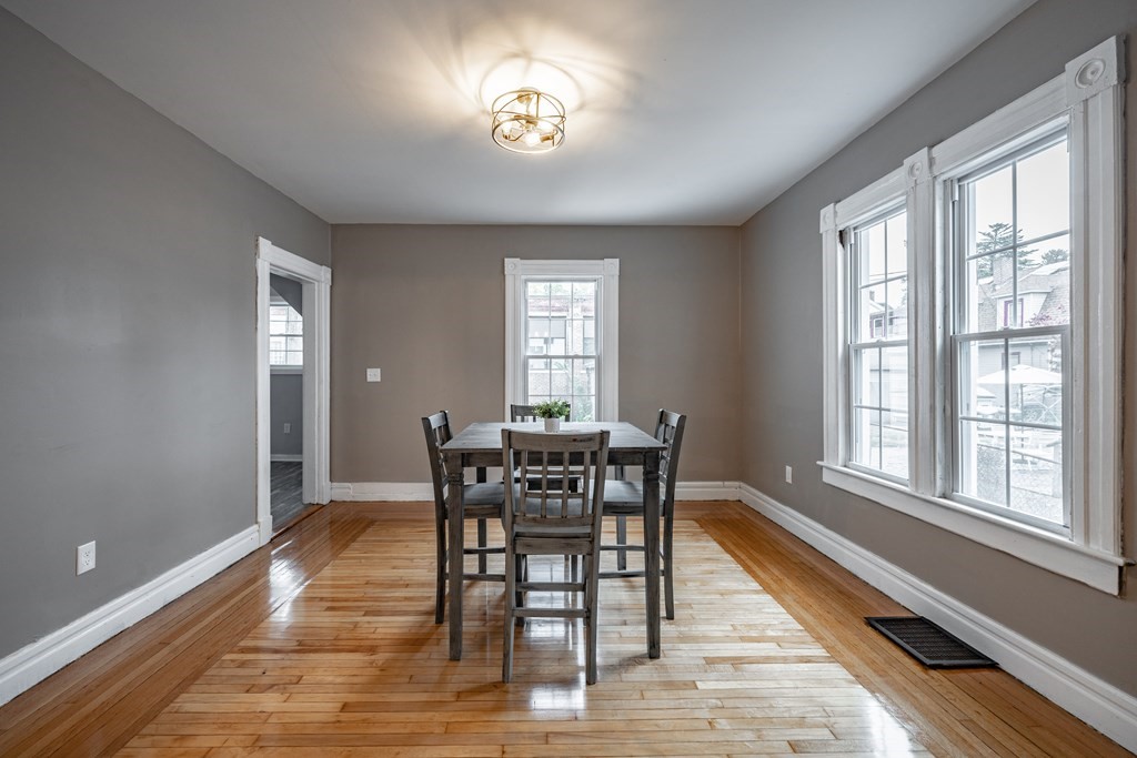 43 Dorchester Street Springfield, MA 01109 - Photo 15 of 32 Gallery Image 15