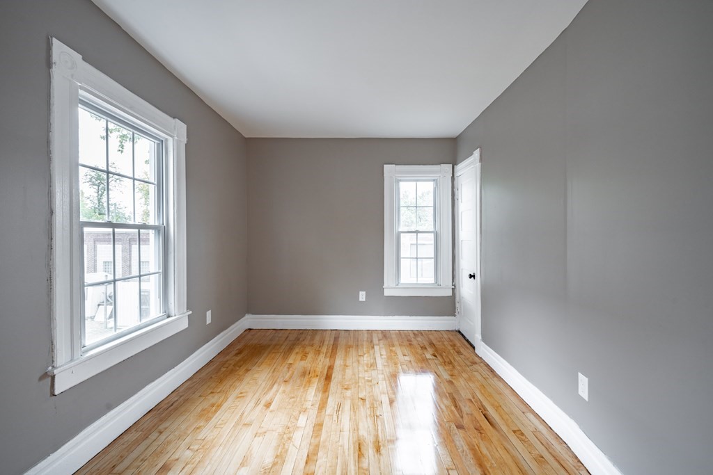 43 Dorchester Street Springfield, MA 01109 - Photo 21 of 32 Gallery Image 21