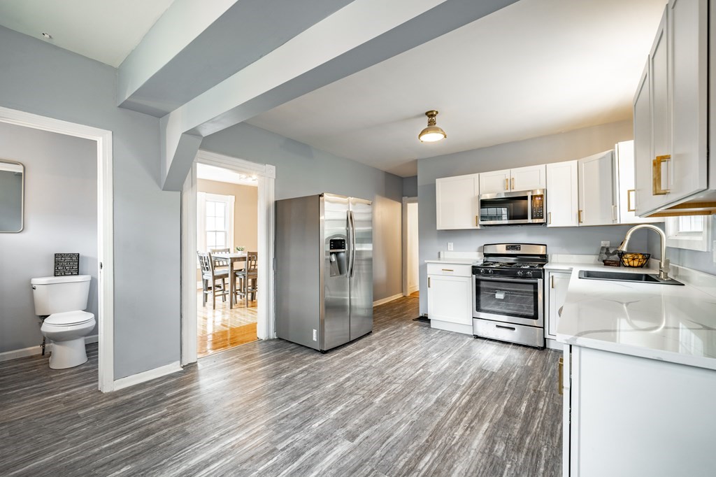 43 Dorchester Street Springfield, MA 01109 - Photo 9 of 32 Gallery Image 9