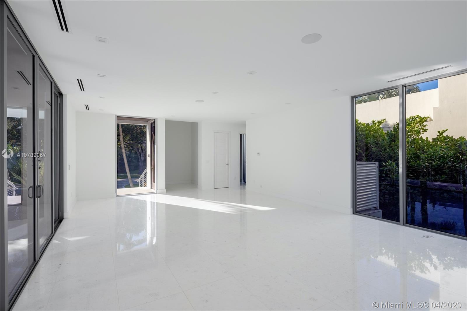 515 Harbor Drive Key Biscayne, FL 33149 - Photo 42 of 44