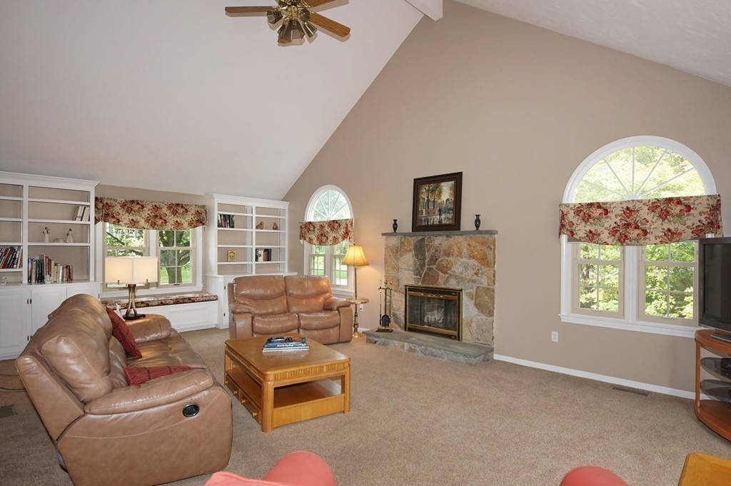 382 Stearns Road Marlborough, MA 01752 - Photo 13 of 30 Gallery Image 13