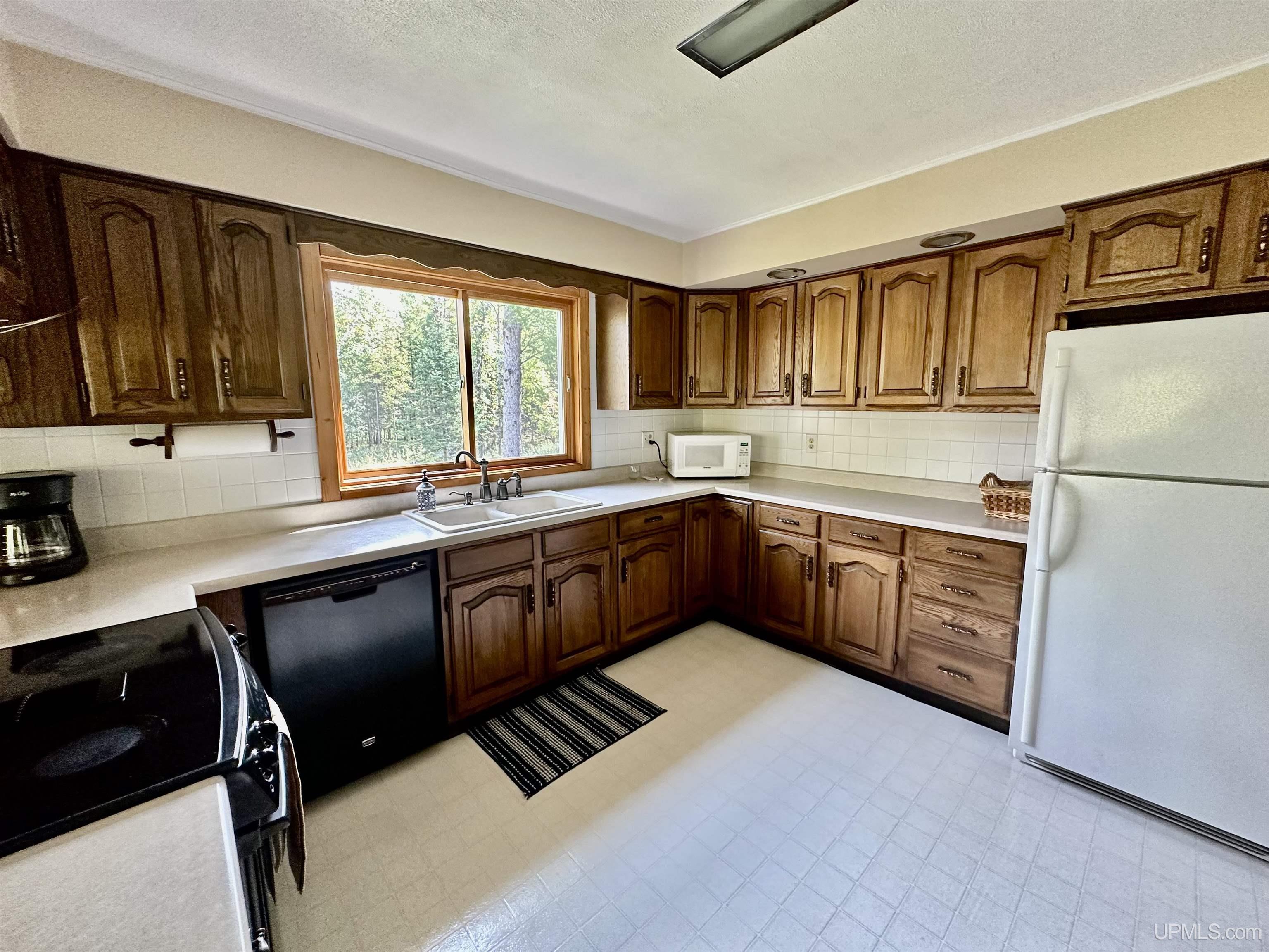 N16204 Kell Road Powers, MI 49874 - Photo 15 of 51 Gallery Image 15
