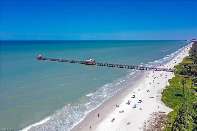 $359,900 | 3972 Bishopwood Court East, Unit 2203, Naples, FL 34114