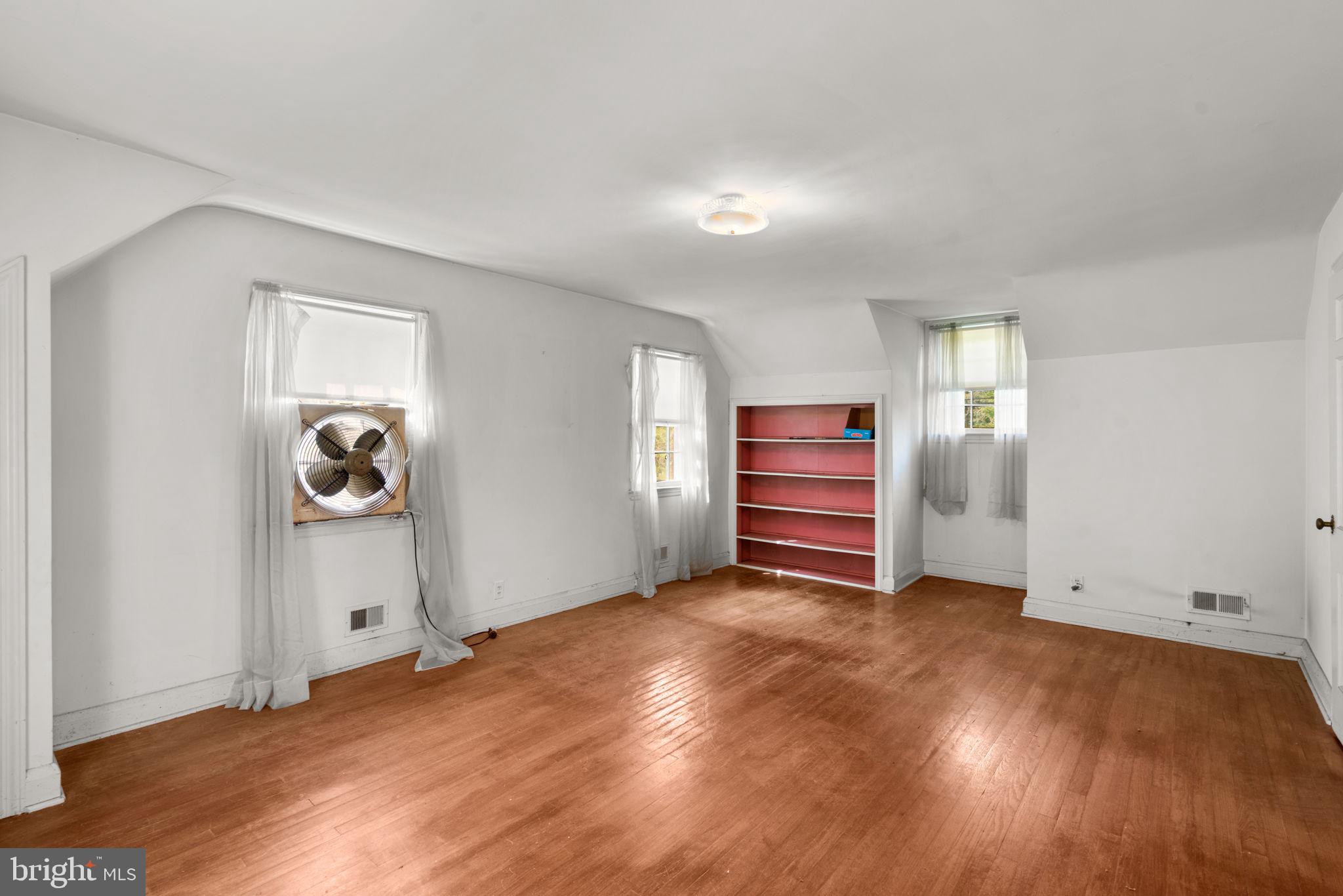 6824 Campfield Road Gwynn Oak, MD 21207 - Photo 14 of 40 Primary Bedroom