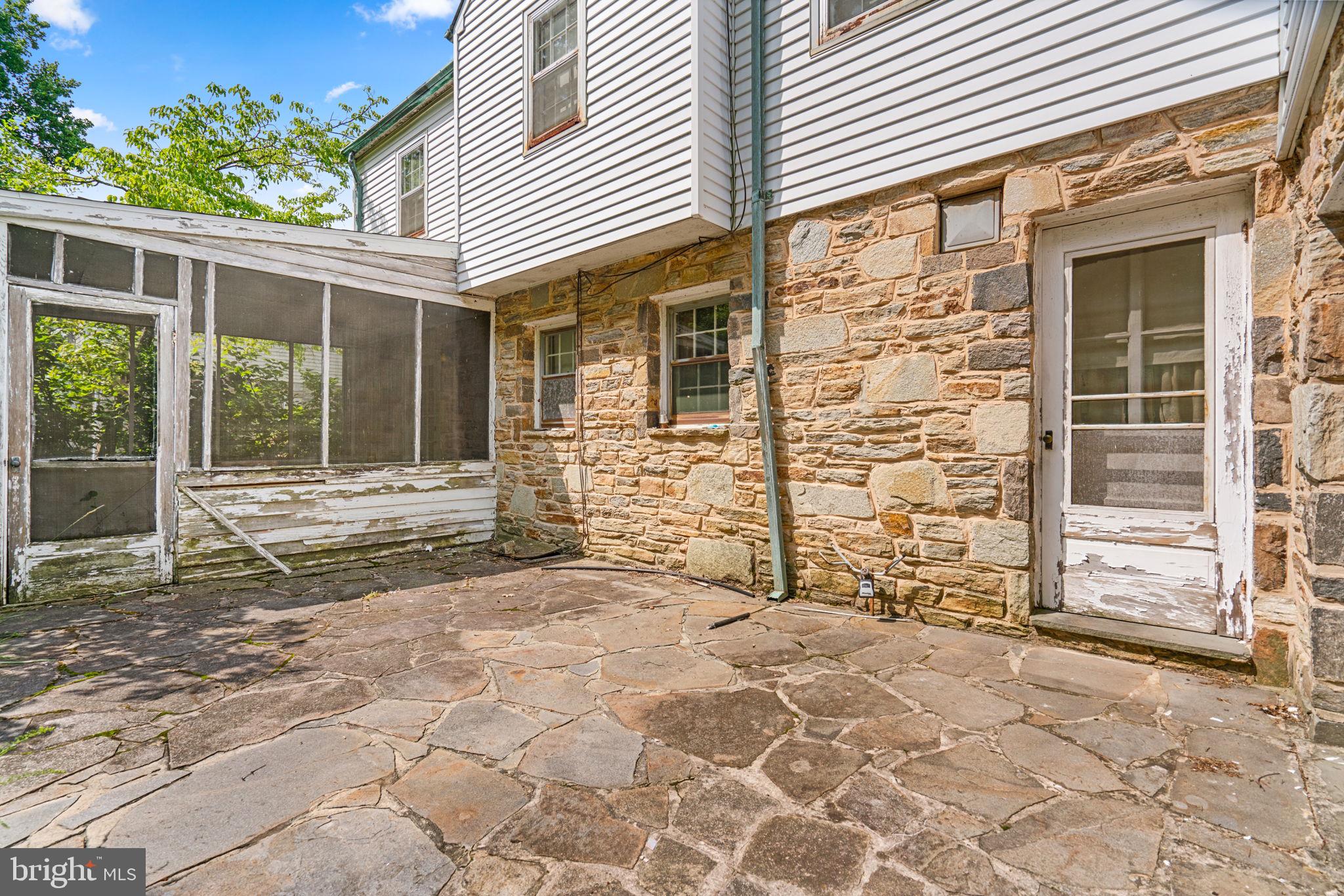 6824 Campfield Road Gwynn Oak, MD 21207 - Photo 31 of 40 Porch /Patio Area