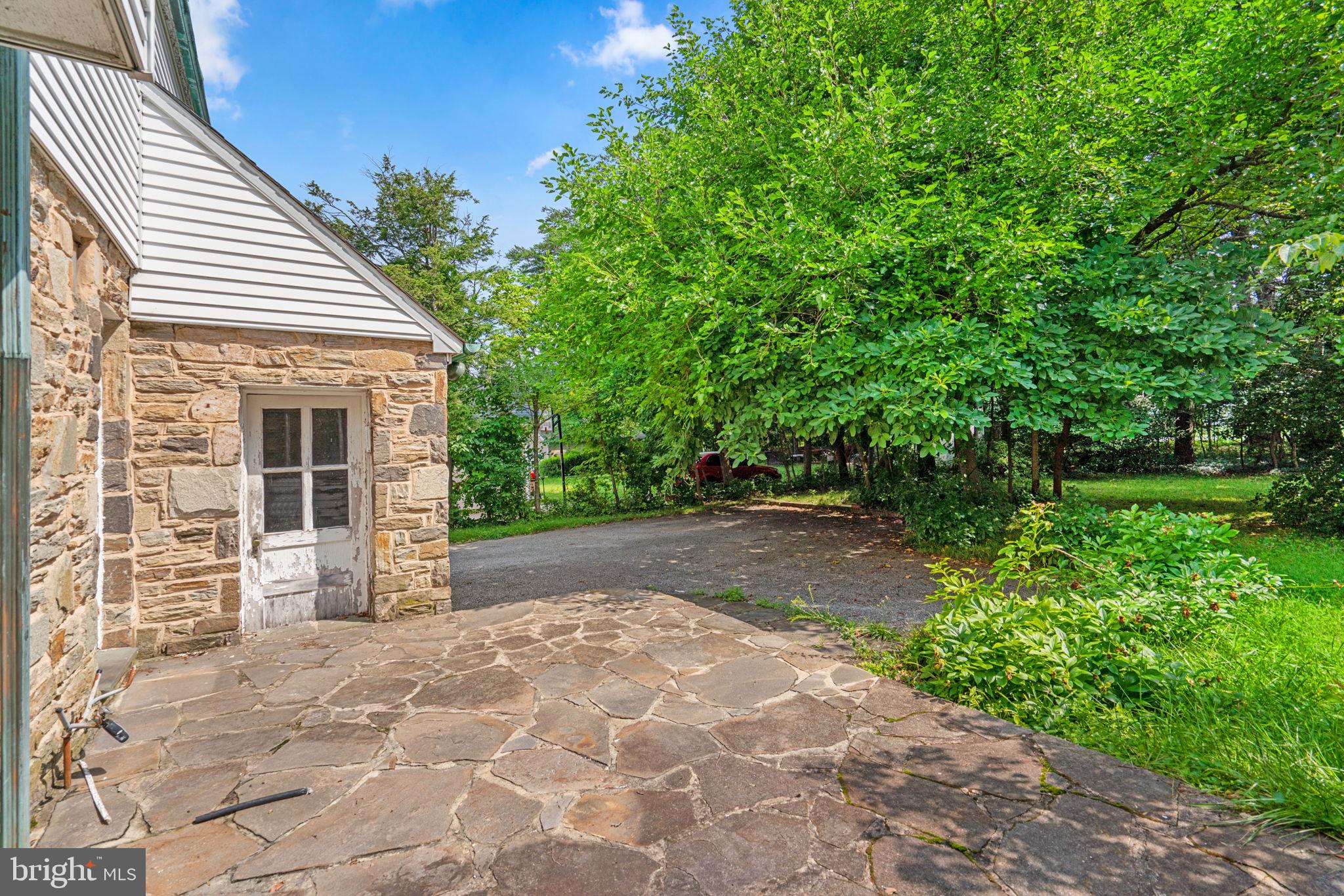 6824 Campfield Road Gwynn Oak, MD 21207 - Photo 33 of 40 Patio Area