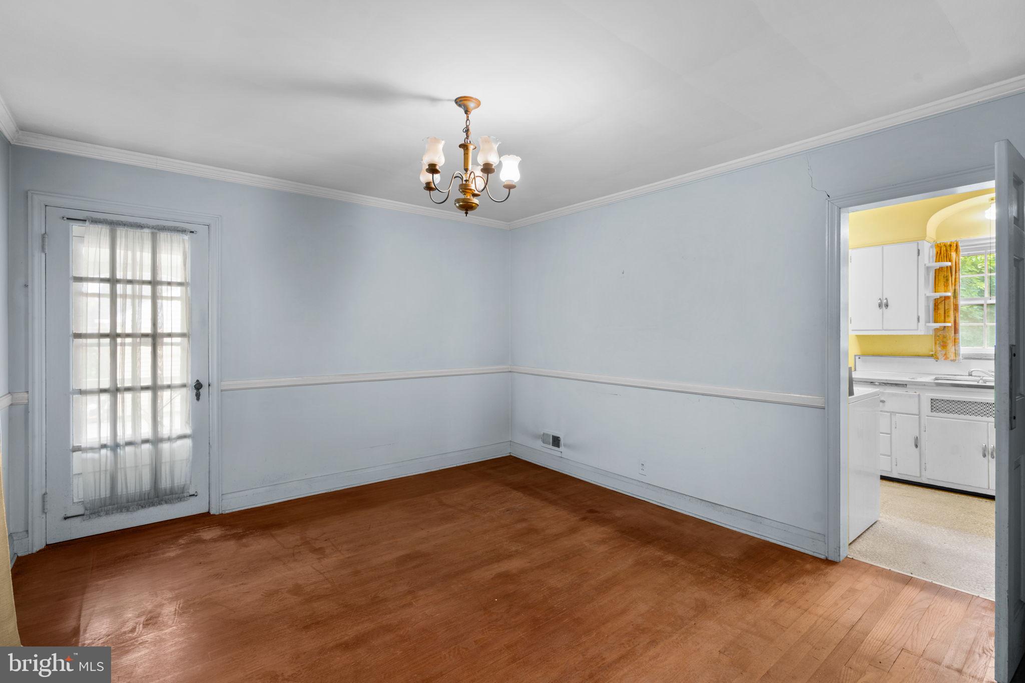 6824 Campfield Road Gwynn Oak, MD 21207 - Photo 6 of 40 Dining Room