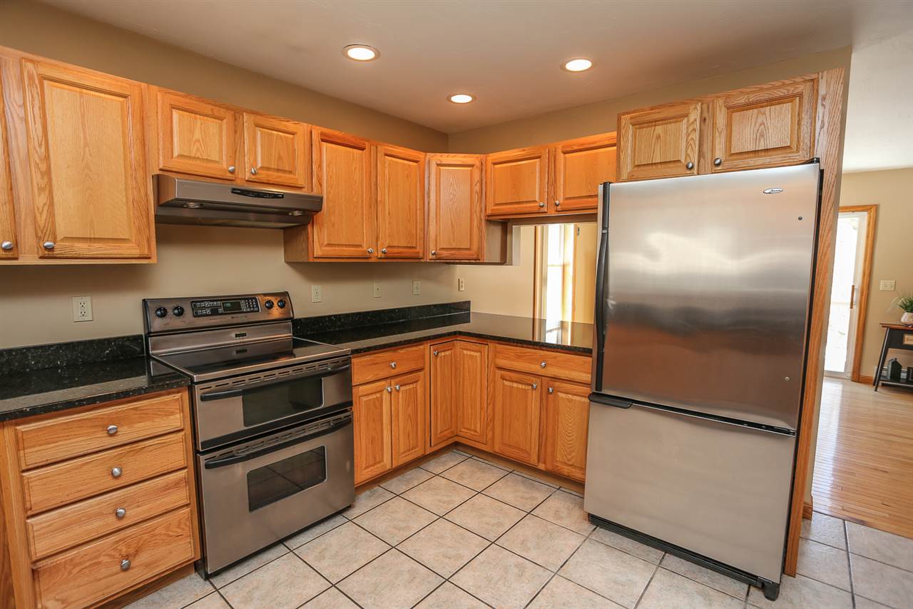 947 Cherry Valley Road Gilford, NH 03249 - Photo 8 of 40 Gallery Image 8