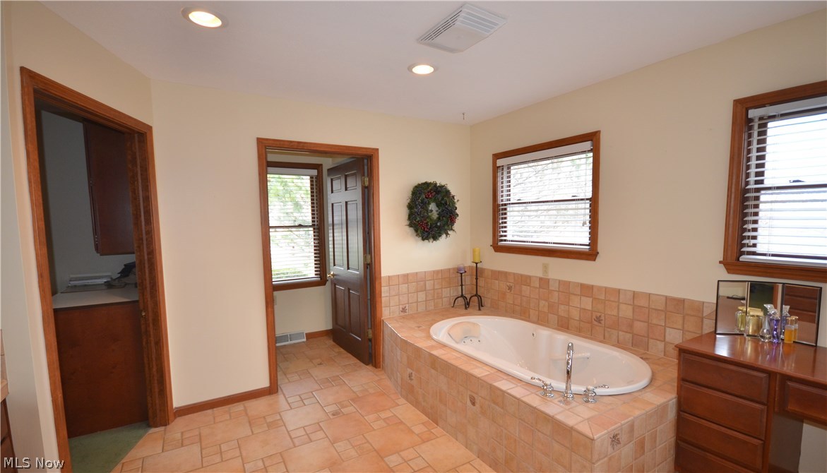 13918 Mason Road Vermilion, OH 44089 - Photo 27 of 35