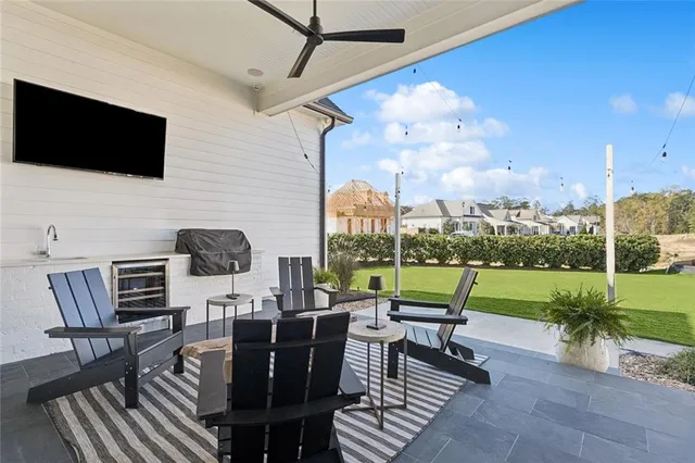 $1,185,000 | 801 Chretien Point Avenue, Covington, LA 70433