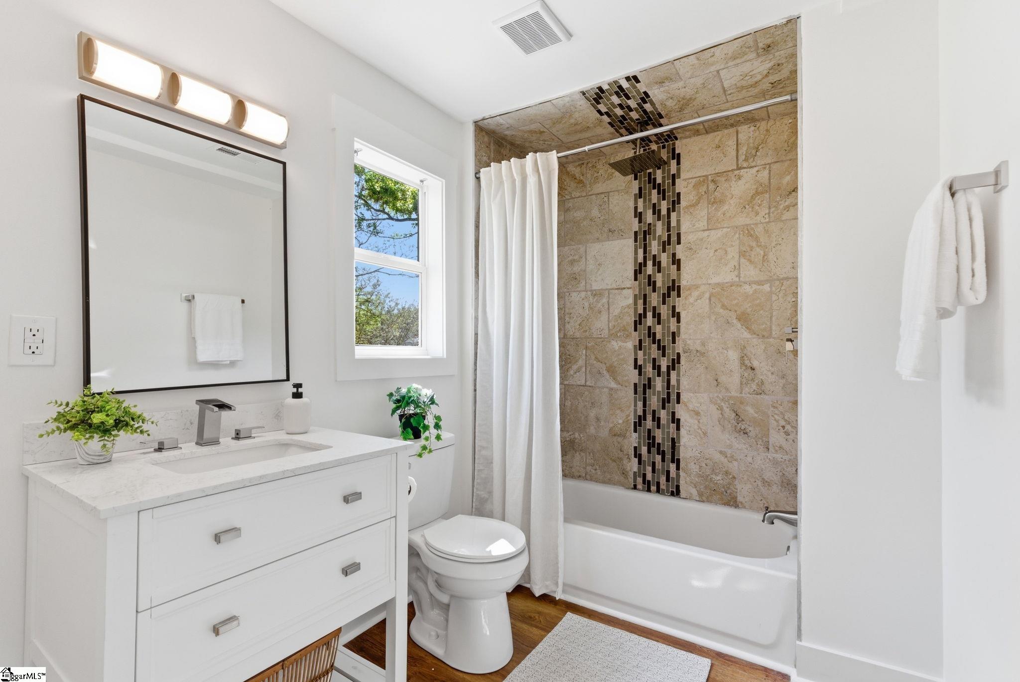 19 Jamison Street Greenville, SC 29611 - Photo 17 of 42