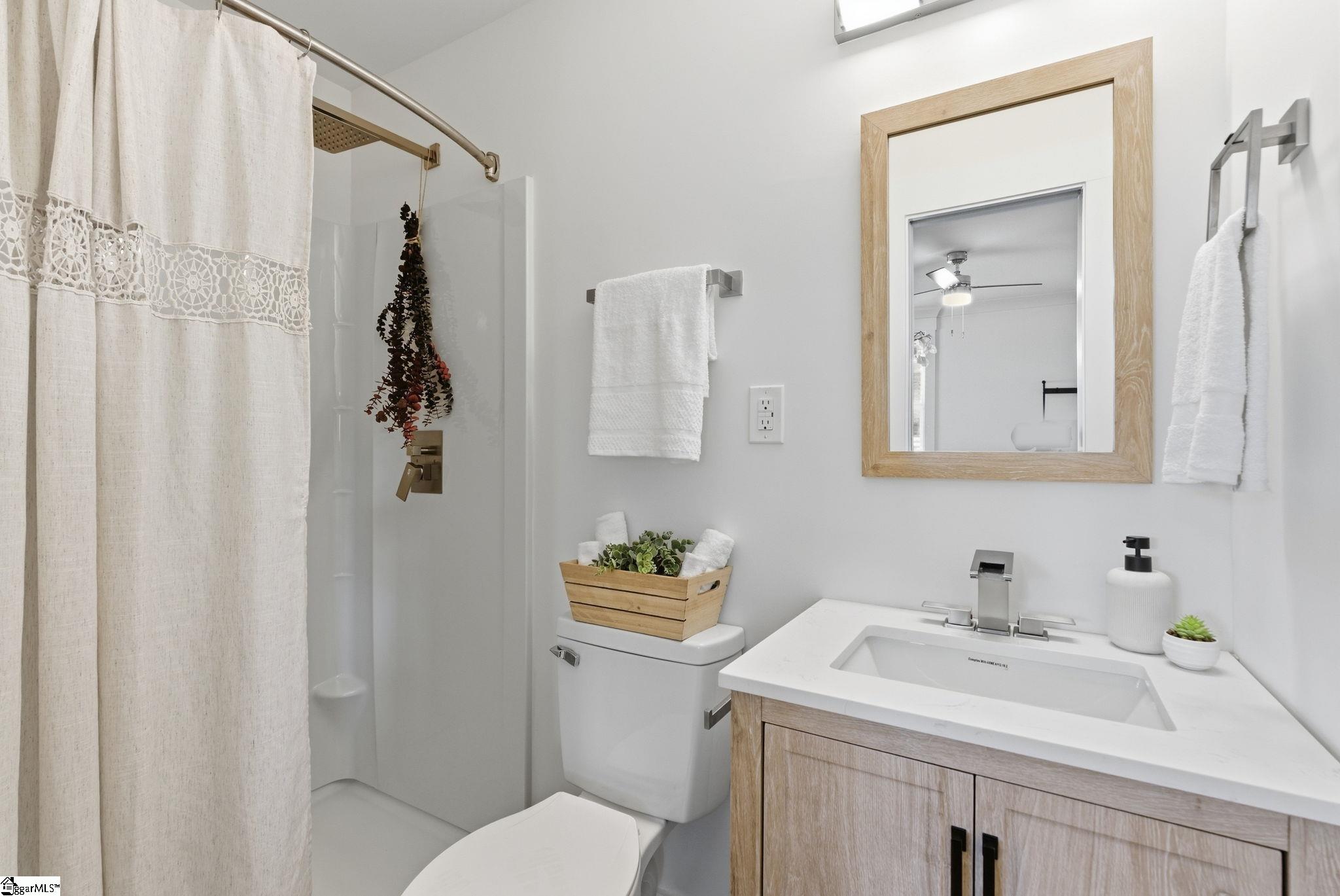 19 Jamison Street Greenville, SC 29611 - Photo 20 of 42