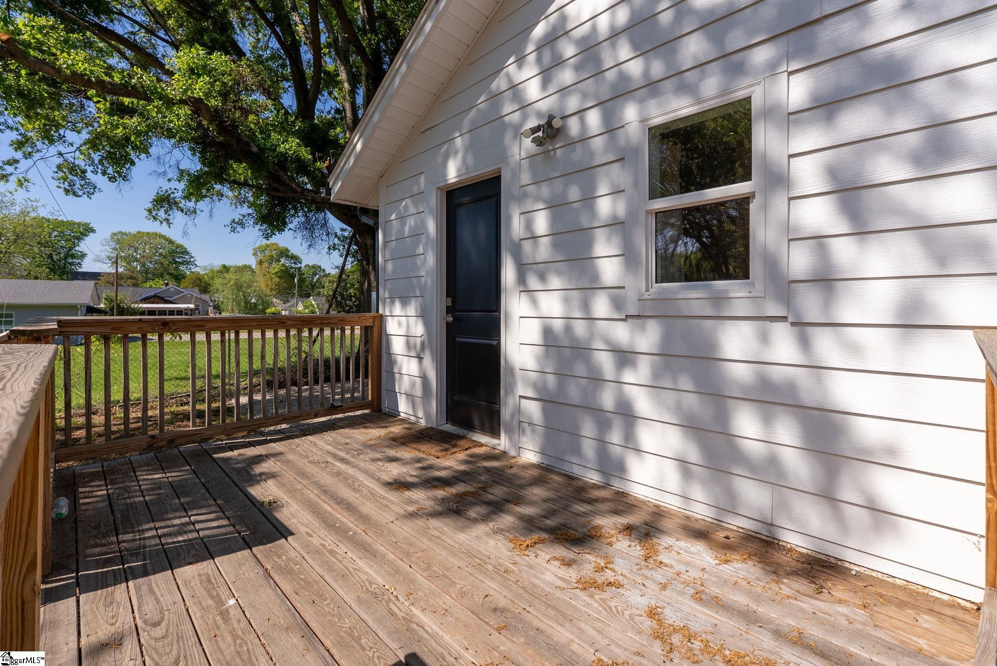 19 Jamison Street Greenville, SC 29611 - Photo 27 of 42
