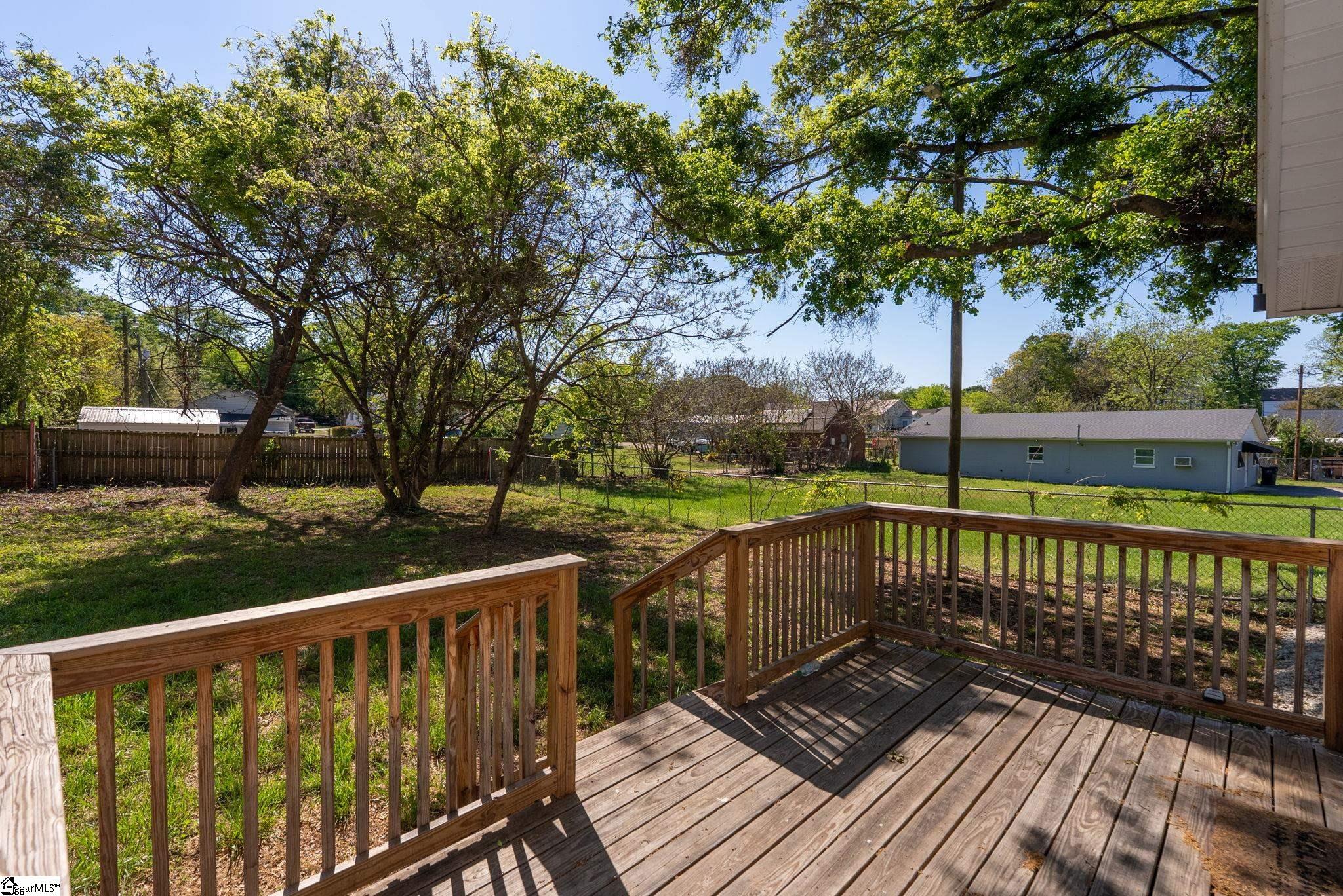 19 Jamison Street Greenville, SC 29611 - Photo 28 of 42