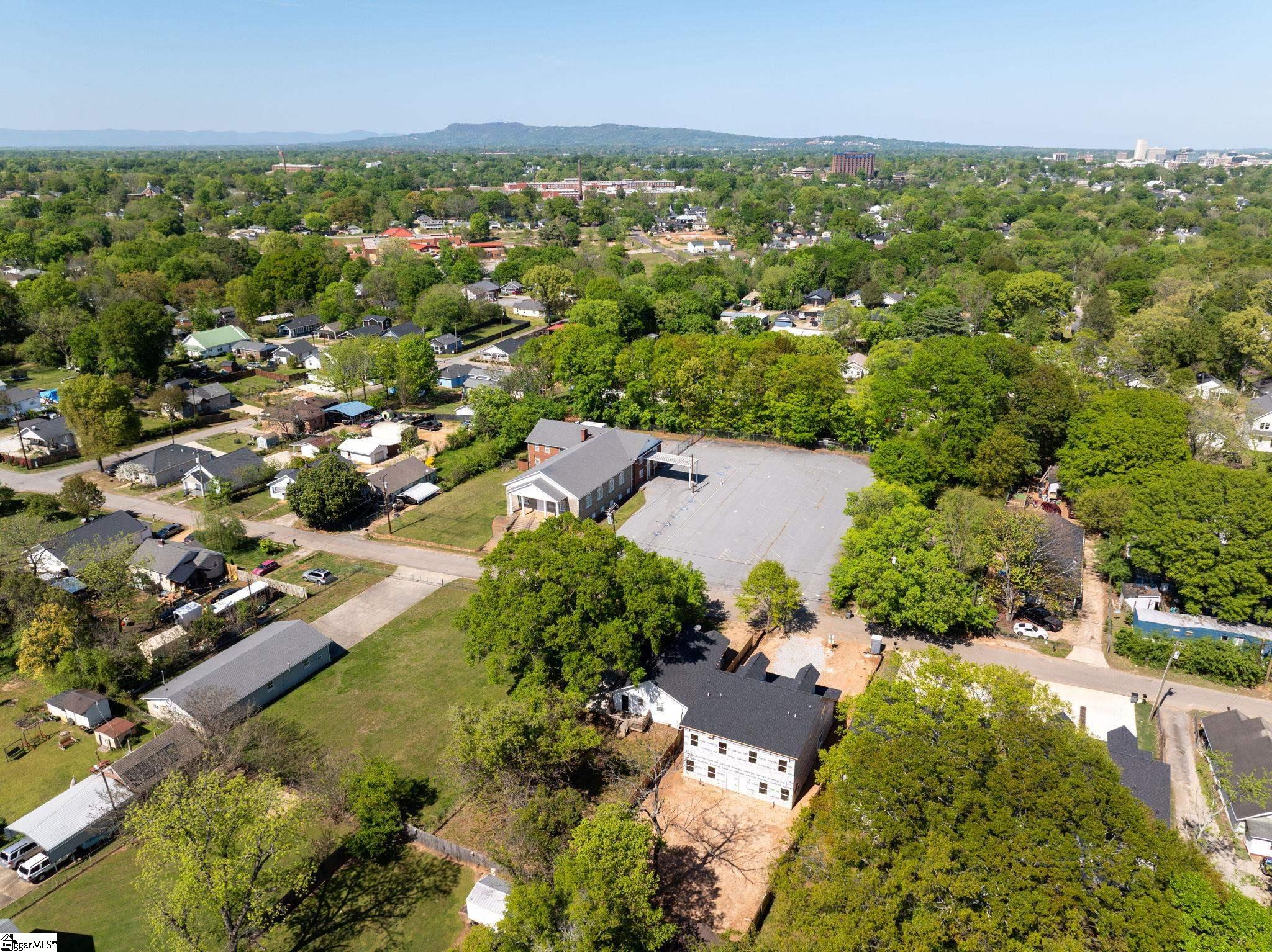 19 Jamison Street Greenville, SC 29611 - Photo 31 of 42