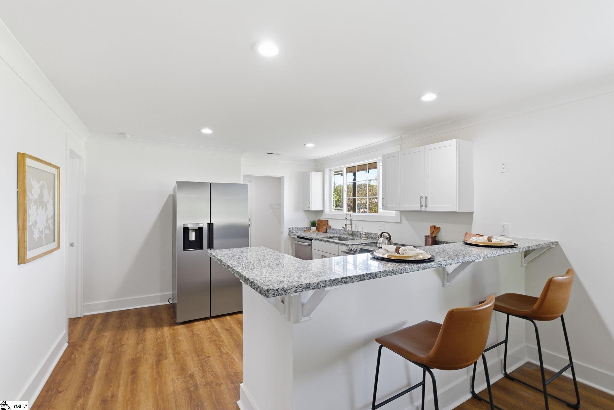 19 Jamison Street Greenville, SC 29611 - Photo 10 of 42