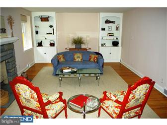 512 Monroe Road Merion Station, PA 19066 - Photo 2 of 12 Living Room