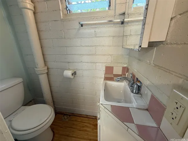 $1,544,000 | 1708 Nakiu Place, Honolulu, HI 96822