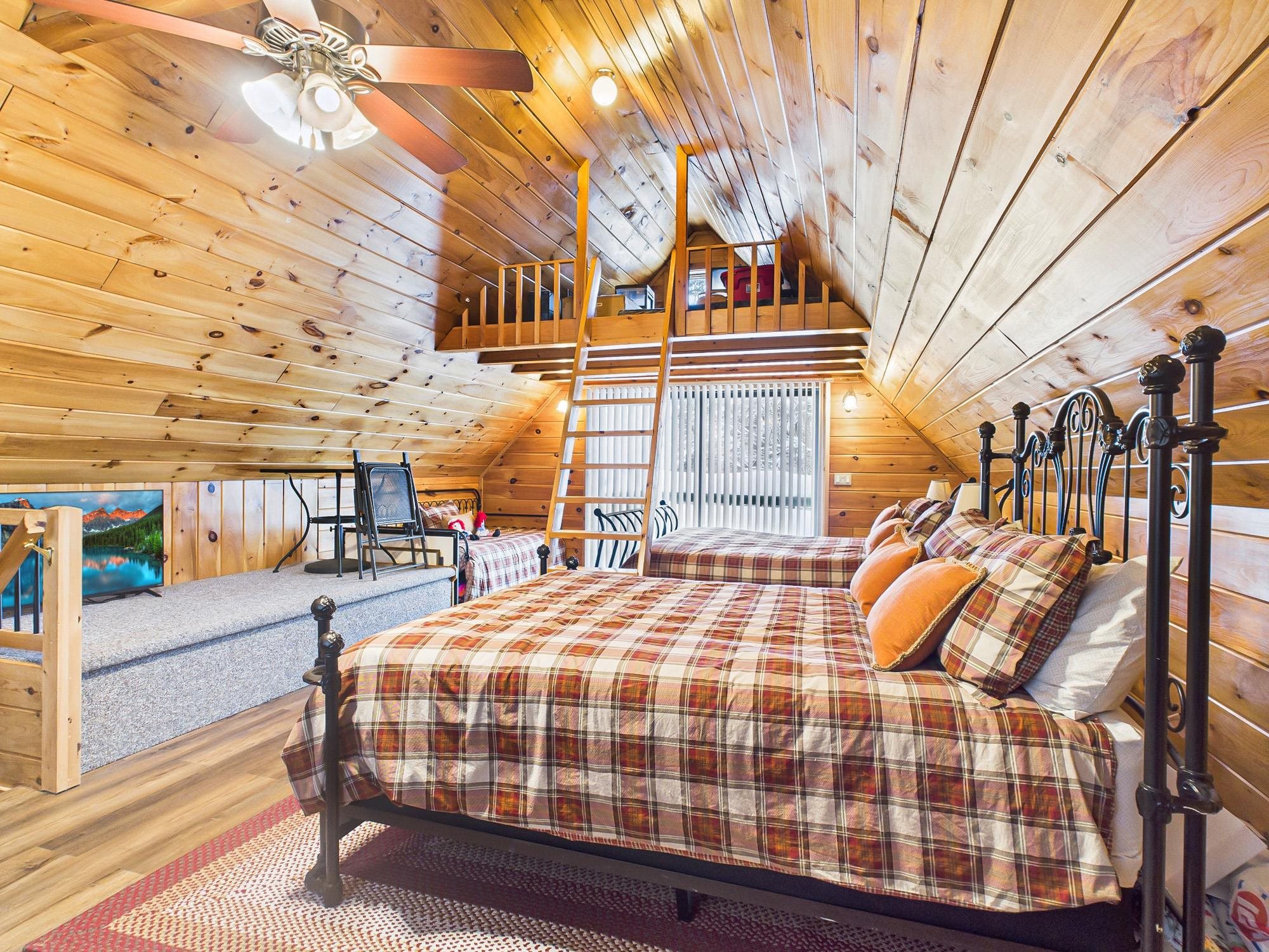 361 Jackson Lodge Road Canaan, VT 05903 - Photo 26 of 58