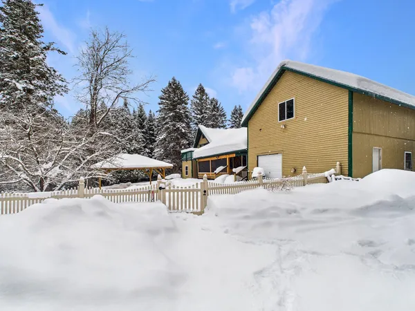 $399,900 | 361 Jackson Lodge Road, Canaan, VT 05903
