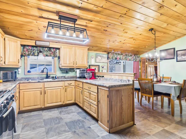 $399,900 | 361 Jackson Lodge Road, Canaan, VT 05903