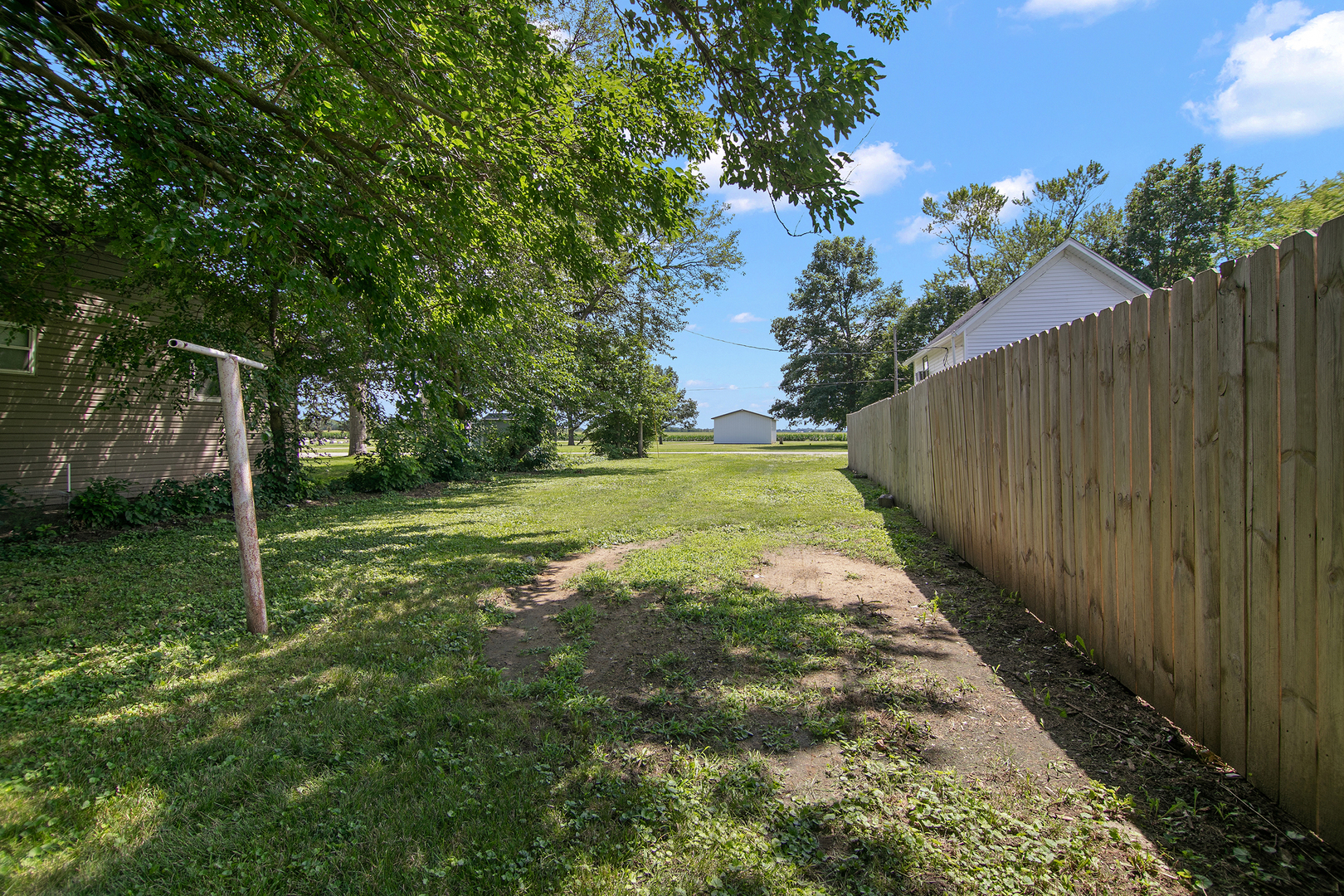1506 East 2710 North Road Clifton, IL 60927 - Photo 17 of 21