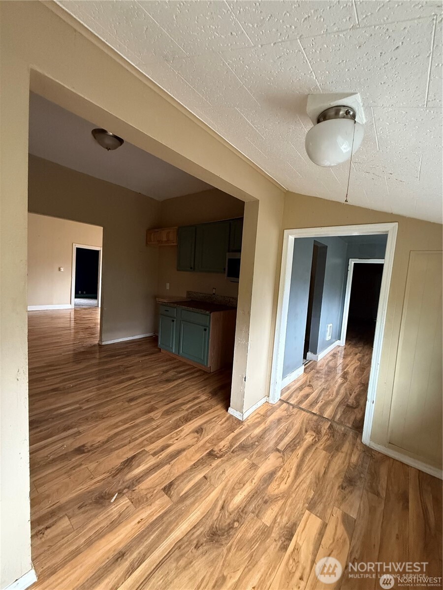 521 West King Street Aberdeen, WA 98520 - Photo 11 of 20