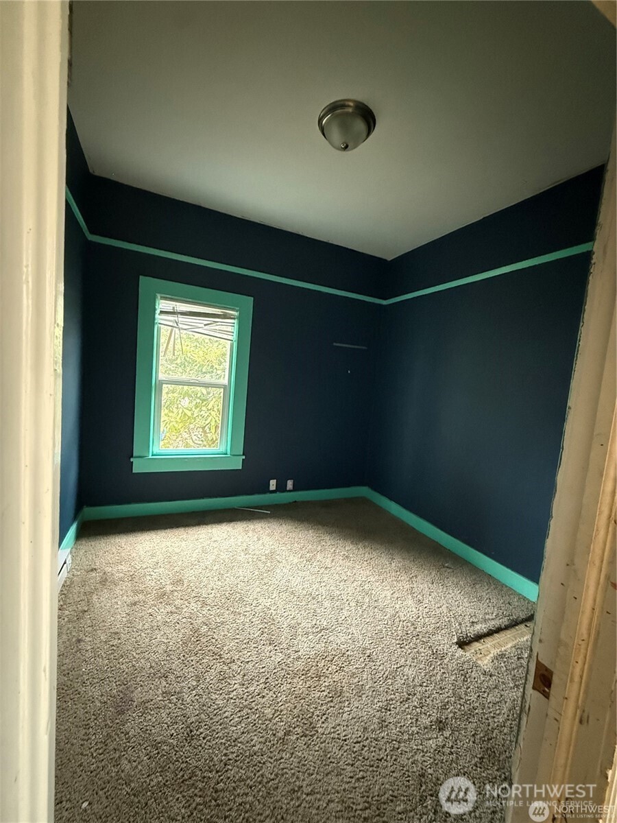 521 West King Street Aberdeen, WA 98520 - Photo 13 of 20