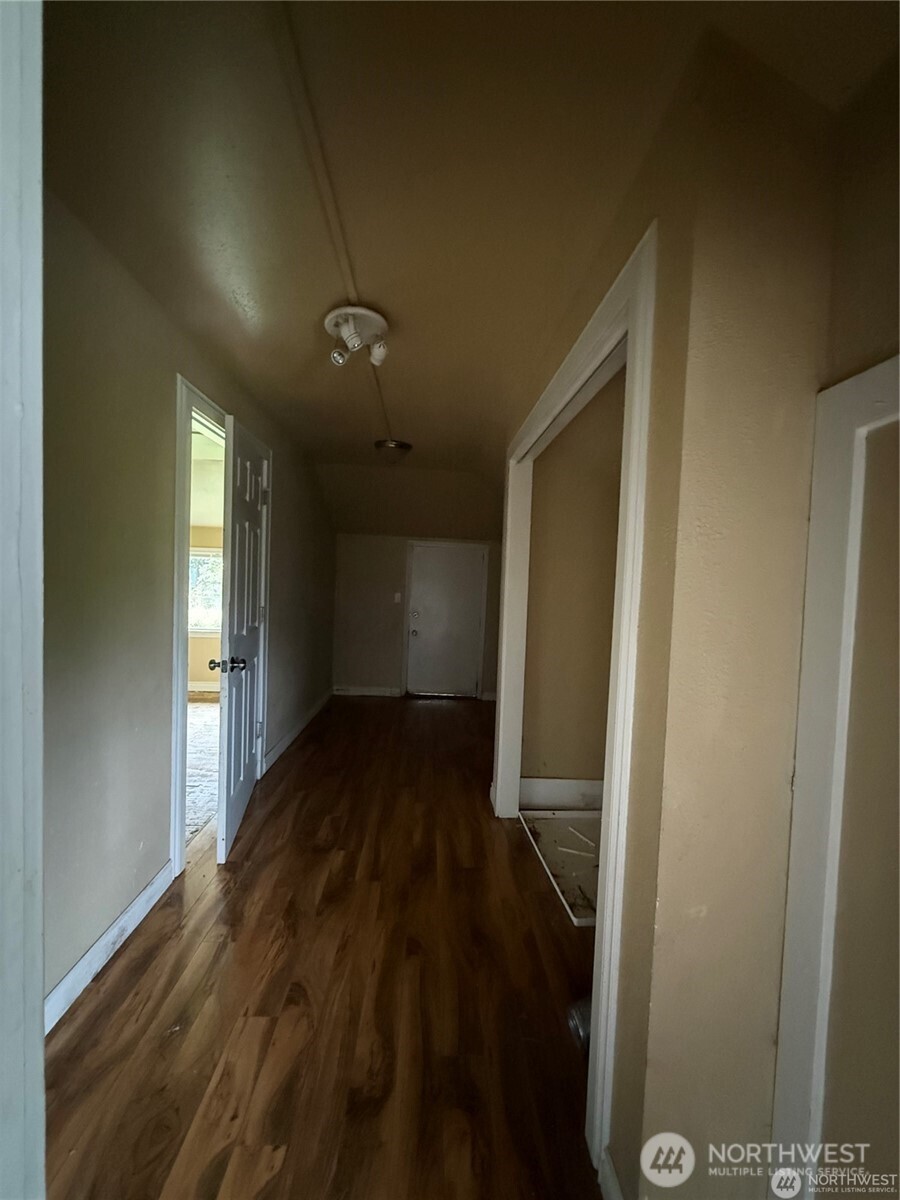 521 West King Street Aberdeen, WA 98520 - Photo 17 of 20